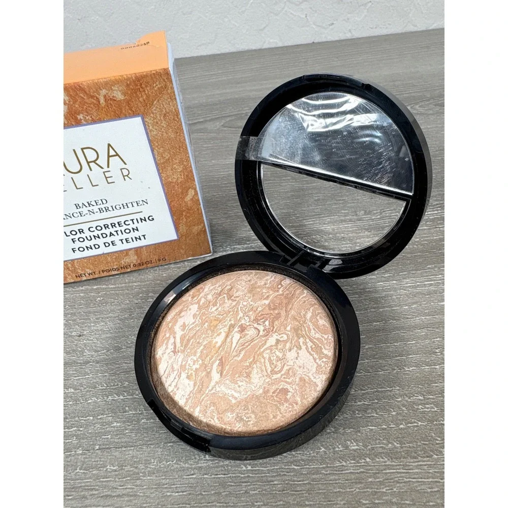 Laura Geller Baked Balance-N-Brighten Color Correcting Foundation Light 0.32oz